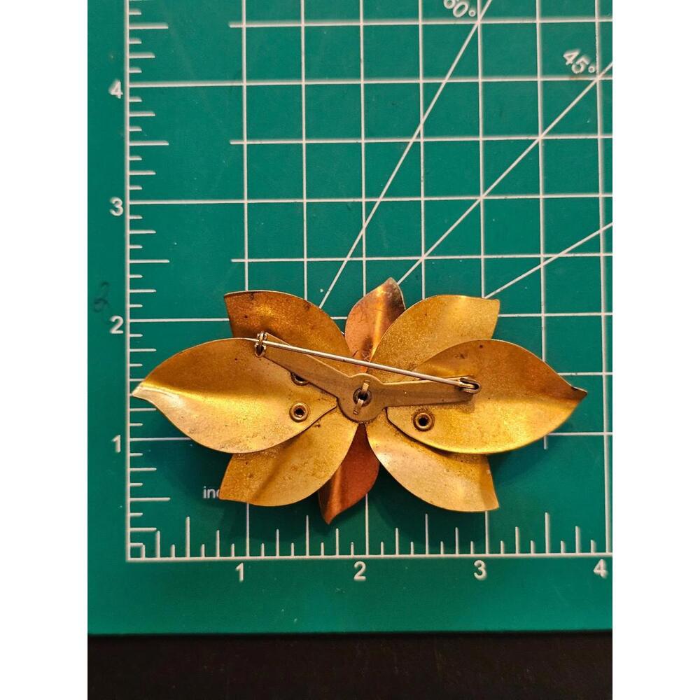 Multi Metal Flower Brooch - Picture 2 of 2